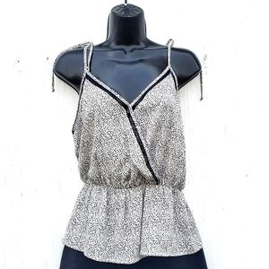 Women's Blouse Black & White Sleeveless Top. Size Small